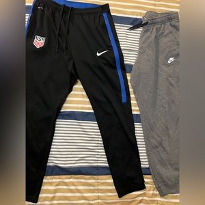 Lot of 2! Nike US National Soccer Team joggers & Nike sweatpants SZ Large